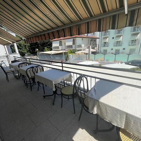 Hotel Moroni Rimini Ngoại thất bức ảnh